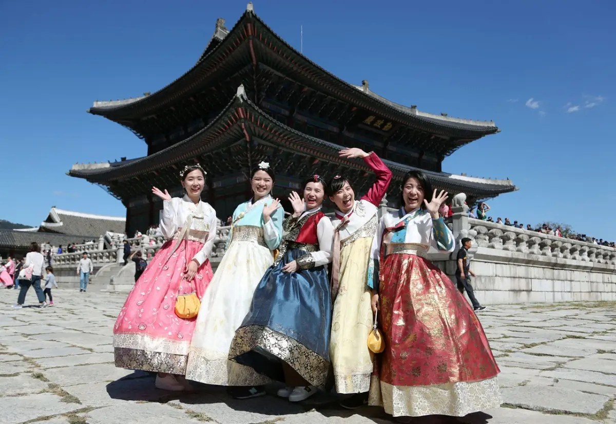 Du lịch Hàn Quốc mùa hè: Hà Nội - Seoul - Nami - Everland - Painter Show - Thư viện sách
